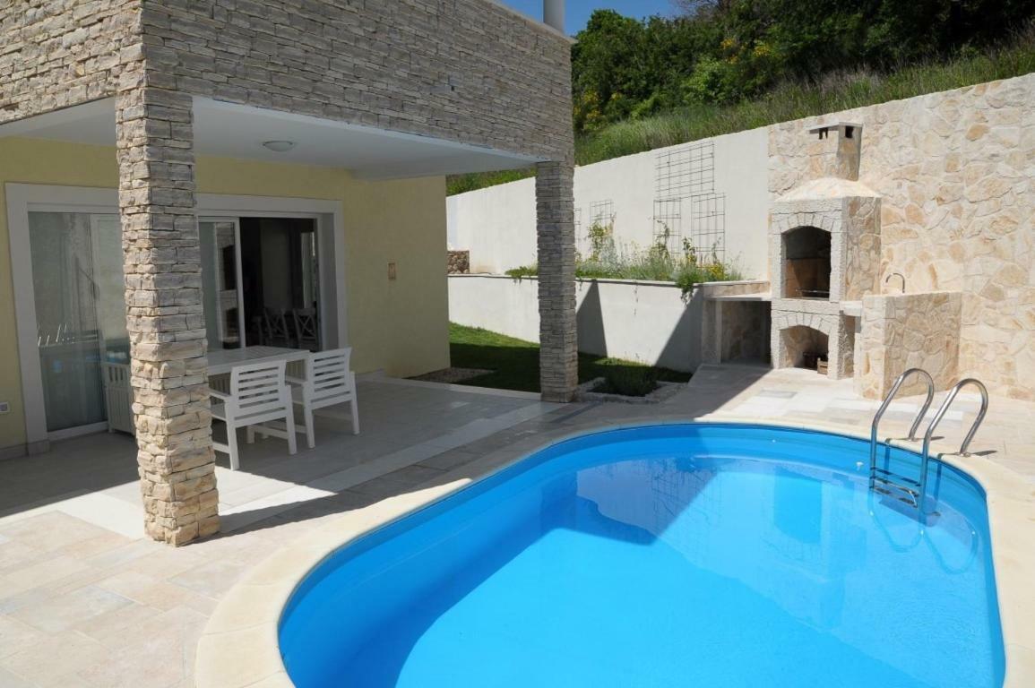 House Sunny Rock Baska Baška Exterior foto